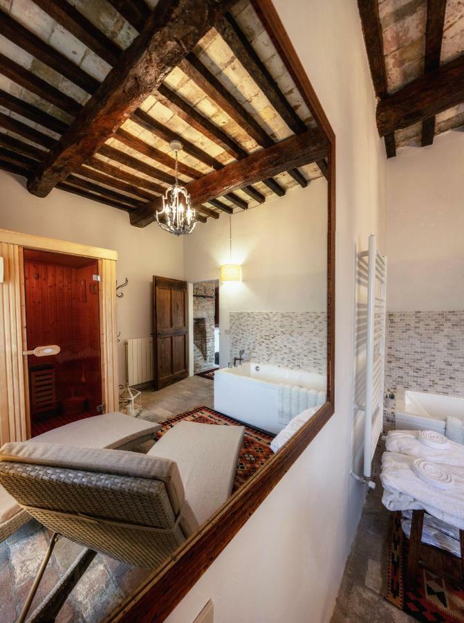 Castello Valenzino Aparthotel Pierantonio Εξωτερικό φωτογραφία