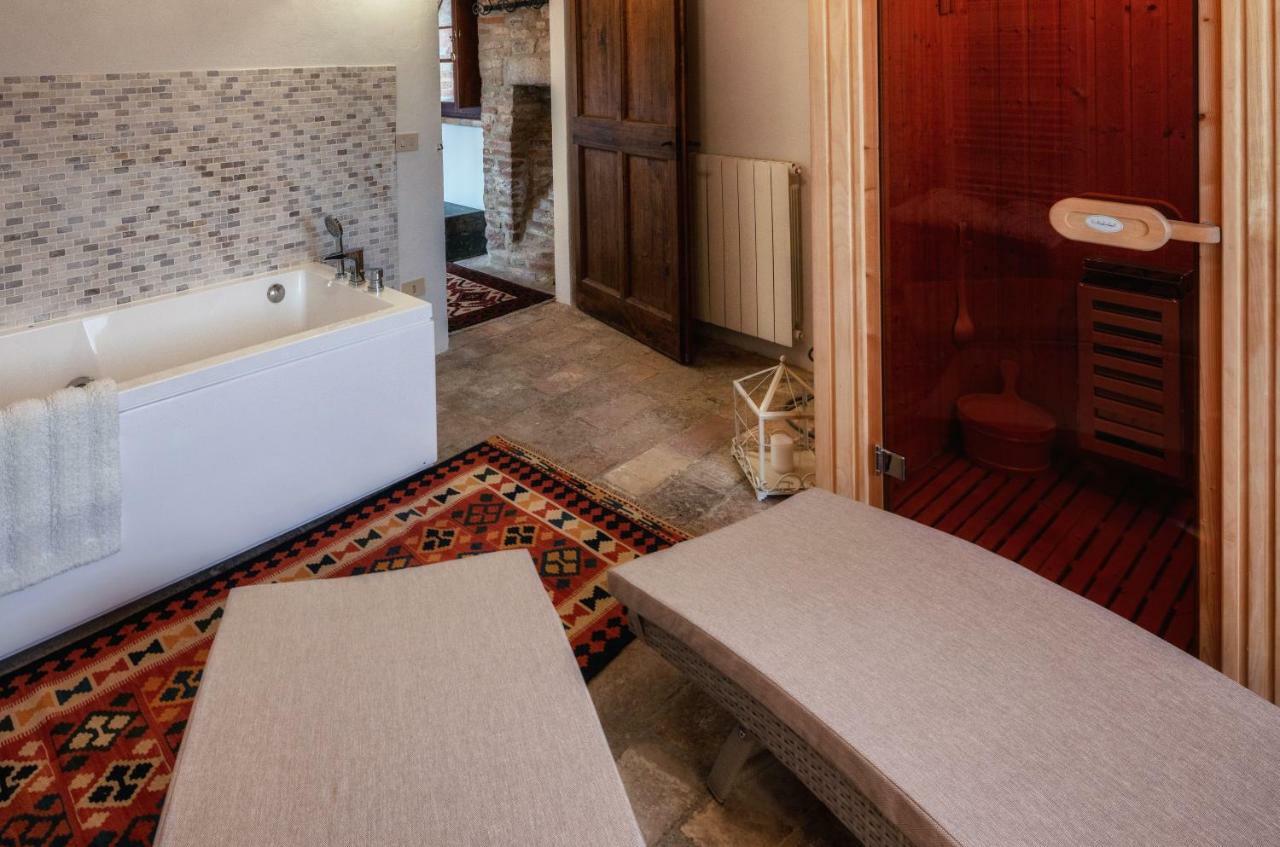 Castello Valenzino Aparthotel Pierantonio Εξωτερικό φωτογραφία